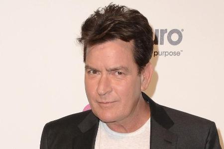 Charlie Sheen macht jetzt Werbung für eine Kondommarke