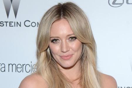Hilary Duff ist zufrieden mit ihrem Körper