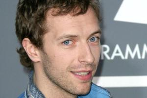 Er füllt die ganz großen Hallen, doch er kann auch klein und akustisch: Chris Martin von Coldplay