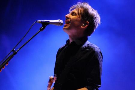Alex Kapranos, Sänger der Band Franz Ferdinand, bei einem Auftritt in Spanien