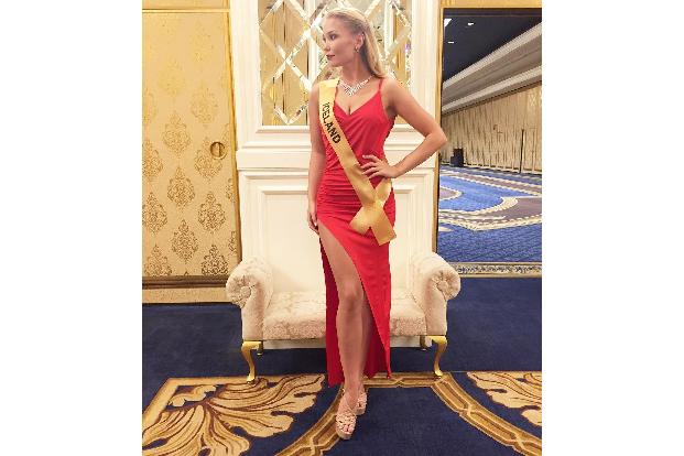 02 Arna Ýr Jónsdóttir