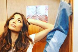 Nicole Scherzinger beherrscht den Spagat im Schlaf