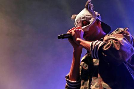 Der deutsche Rapper Cro trägt als Markenzeichen eine Pandamaske