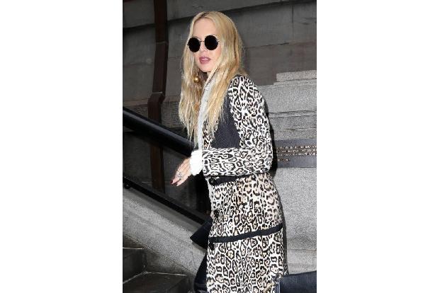 ...Rachel Zoe, die sich als Star-Stylistin quasi schon berufsbedingt für stylische Fashion interessiert. Außerdem wurde...