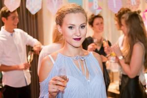 "Unter uns": Wird die Party von KayC doch noch zum Erfolg?