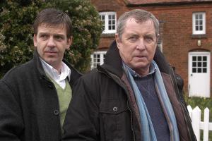 DS Ben Jones (Jason Hughes, l.) und DCI Tom Barnaby (John Nettles, r.)