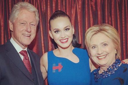 Eine der wohl größten Supporter Hillarys ist Sängerin Katy Perry (32). Sie unterstützte schon Barack Obama und ist nun bei C...