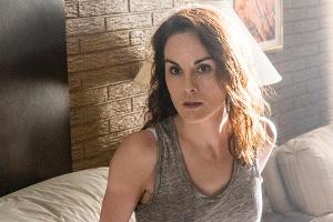 Michelle Dockery alias Letty in "Good Behavior"