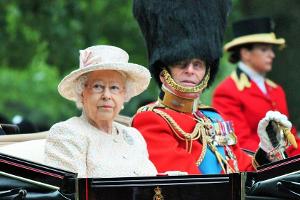 Die Queen und Prinz Philipp im Juni 2015 in London