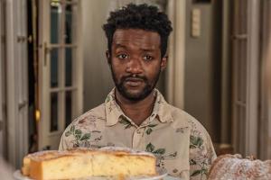 Eric Kabongo spielt den Flüchtling Diallo Makabouri im Film "Willkommen bei den Hartmanns"