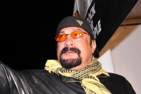 Steven Seagal hat endlich seinen russischen Pass bekommen