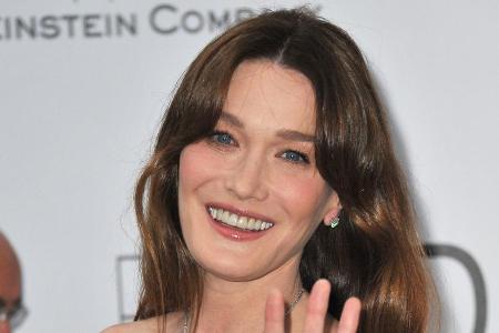 Carla Bruni ist mittlerweile eine mustergültige Politikergattin - in ihrer Jugend war sie freizügiger unterwegs