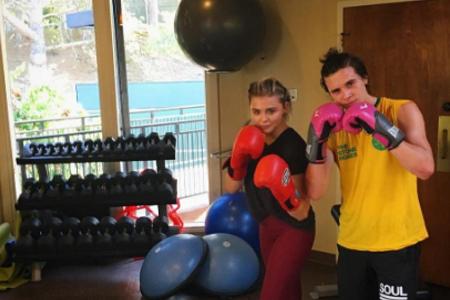 Chloë Grace Moretz und ihr Freund Brooklyn Beckham haben das Boxen für sich entdeckt