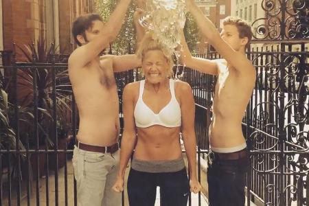 Eiswasser trifft Waschbrettbauch: Auch Schlagerstar Helene Fischer nahm an der 