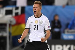 Mehr Emotionen gehen nicht: Joshua Kimmich bejubelt den Einzug ins EM-Halfinale