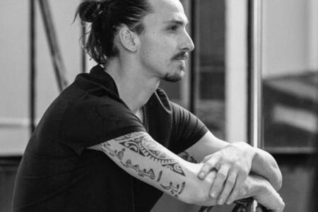 Es handelt sich um keinen Geringeren als Schwedens Zlatan Ibrahimovic.