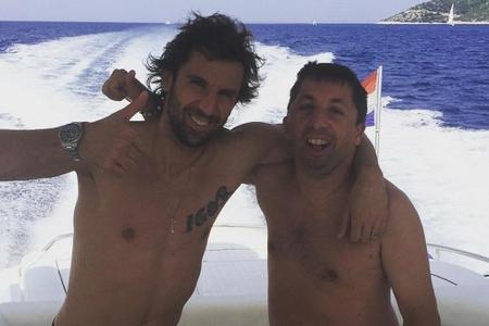 Der kroatische Abwehrspieler Darijo Srna. Er ließ sich den Namen zu Ehren seines Bruders stechen.