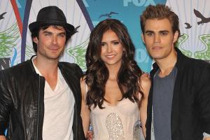 2009 fing alles an: Die "Vampire Diaries"-Stars Ian Somerhalder (l.), Nina Dobrev und Paul Wesley