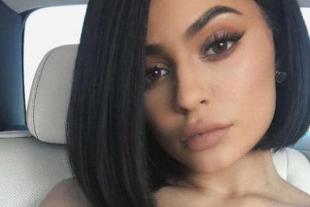 Kylie Jenner trägt ihre Haare jetzt kürzer
