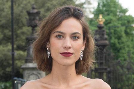 Alexa Chung (32) ist schon lange Bob-Trägerin; nur die Länge wechselt ab und an.