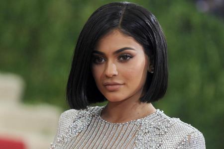 Auch It-Girl Kylie Jenner (18) steht auf die Bob-Frisur: Diesen Haarschnitt präsentierte sie auf der diesjährigen MET Gala.
