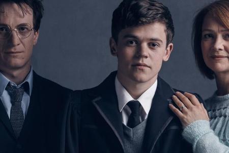 Harry, Albus und Ginny Potter im Theaterstück