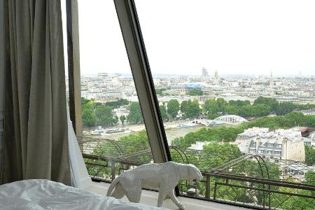 Exklusiver Ausblick vom Eiffelturm-Appartement auf Paris