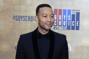 John Legend mahnt, dass man Töten nicht mit Töten vergelten kann.