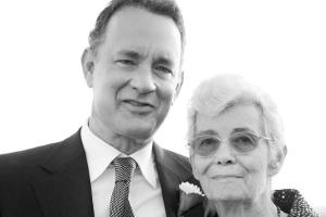 "Diese wundervolle Dame brachte meinen Ehemann auf die Welt", schreibt Rita Wilson zu diesem Foto auf Instagram