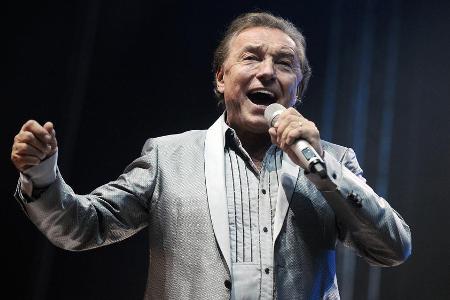 Schlagerstar Karel Gott hat den Kampf gegen den Krebs gewonnen