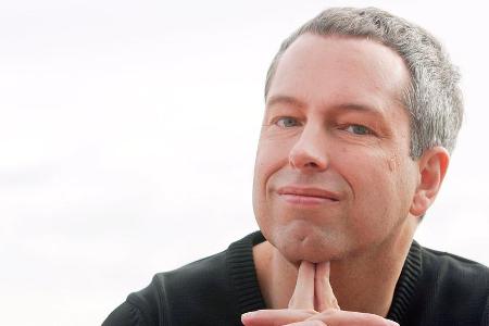 Thomas Hermanns regt sich im Interview über Journalisten auf