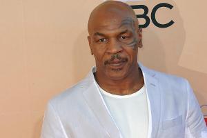 Mike Tyson hatte niemals gedacht, einem Tennisplatz so nahe zu kommen