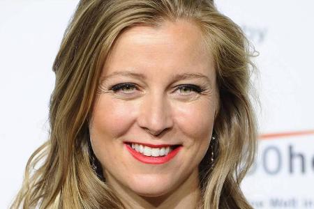 Auf der Wiesn mag es Nina Eichinger legerer als auf dem roten Teppich