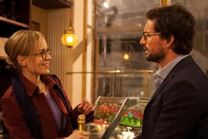 "Dating Alarm": Hannah (Friederike Kempter) und Edgar (Tom Beck) haben mehrere Affären, die auf eine Entscheidung drängen