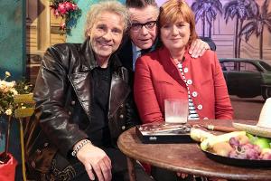Zur letzten Sendung von "Zimmer frei!" begrüßen Christine Westermann und Götz Alsmann ihren Gast Thomas Gottschalk