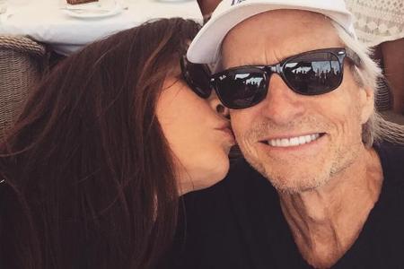 Ein Schmatzer zum Geburtstag: Catherine Zeta-Jones und Michael Douglas