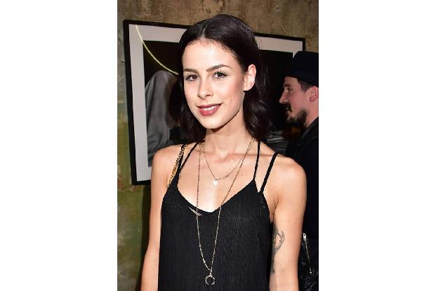 ...Lena Meyer-Landrut ja fast gar nicht auffiel. Obwohl - auch sie kam in Schwarz. Die Farbe, in der wohl die meisten in der...