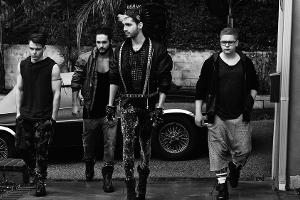 Wandeln Tokio Hotel im Dunkeln oder können sie bald wieder an ihren alten Ruhm anknüpfen?