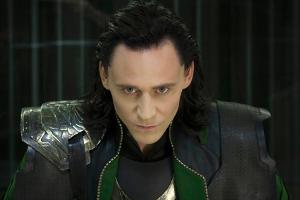 "Marvel's The Avengers": Thors Halbbruder Loki (Tom Hiddleston) hat sich mit den außerirdischen Chitauri verbündet, um sich ...