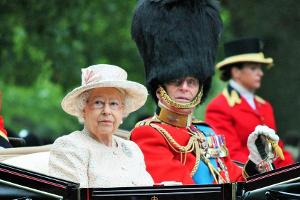 Wohnen mit der Queen: Für die neue Haushaltshilfe könnte dieser Traum wahr werden