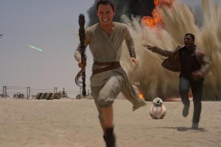 Rey (Daisy Ridley) und Finn (John Boyega) in 
