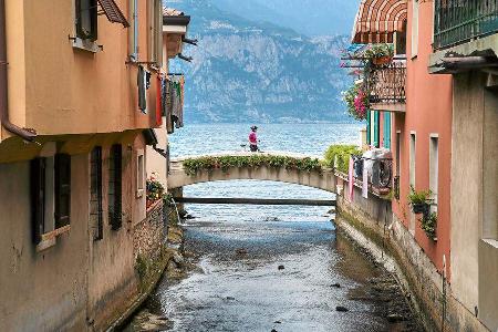 In Casone mündet der Aril, der kürzeste Fluss der Welt.