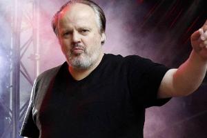 Hubert Kah bei einem Auftritt in Niedersachsen