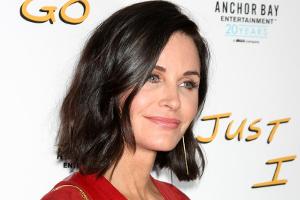 Courteney Cox hat sich früher unters Messer gelegt.