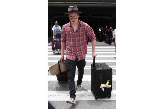 ...sind aktuell ja auch ein Herz und eine Seele. Als der Beckham-Spross vor einigen Tagen am Flughafen von L.A. landete, war...