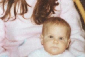 Amy Schumer als Baby