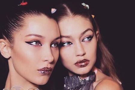Das wird 2017 ein großer Trend: Bella (l.) und Gigi Hadid mit Glitzerlippen