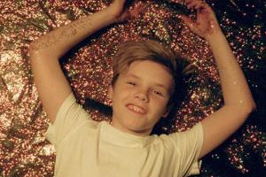 Cruz Beckham bringt uns alle in Weihnachtsstimmung