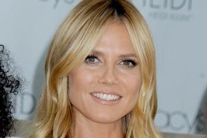 Heidi Klum hat die Weihnachtsbäckerei eröffnet