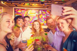 Mit diesen Apps gelingt die Silvesterfeier